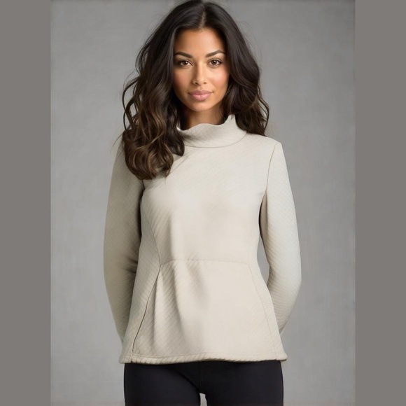 Stoic Women's Quilted Cowl Neck Pullover Sweater Long Sleeve in a Light Cream. - Picture 1 of 14
